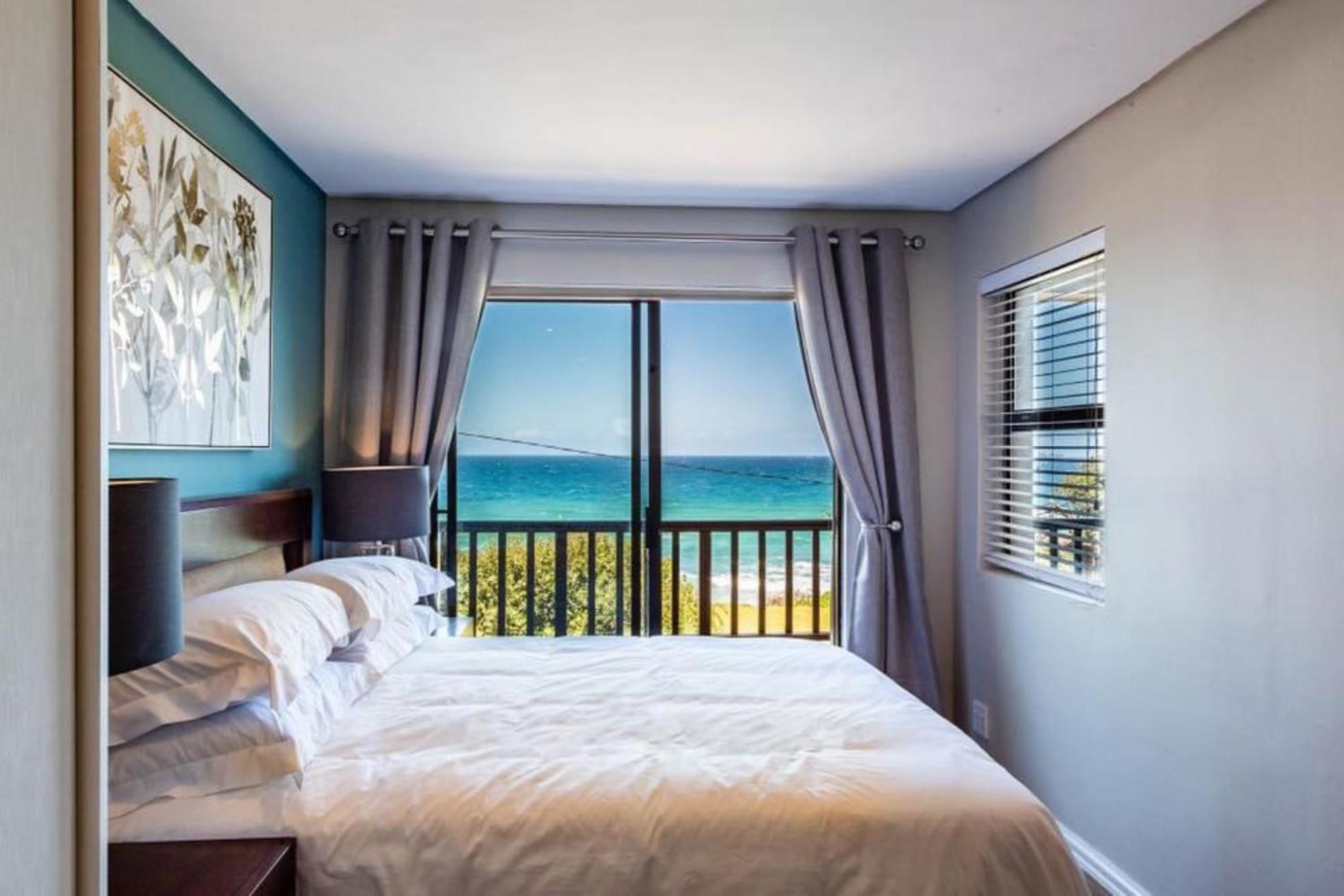 Apartamento 6 Dolphin Views La Mercy Beachfront Exterior foto